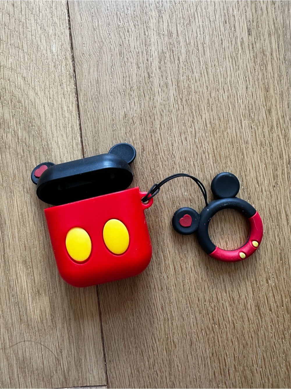 Apple Airpod 2nd Gen Mickey Mouse Case